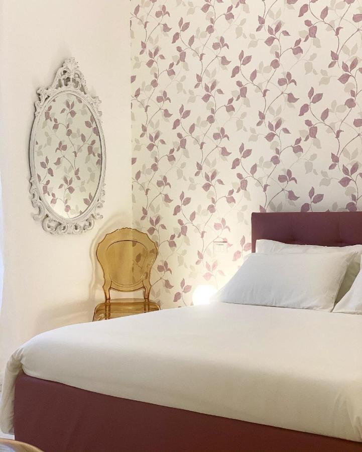 Bed and Breakfast Tre Santi Lecce Exterior foto