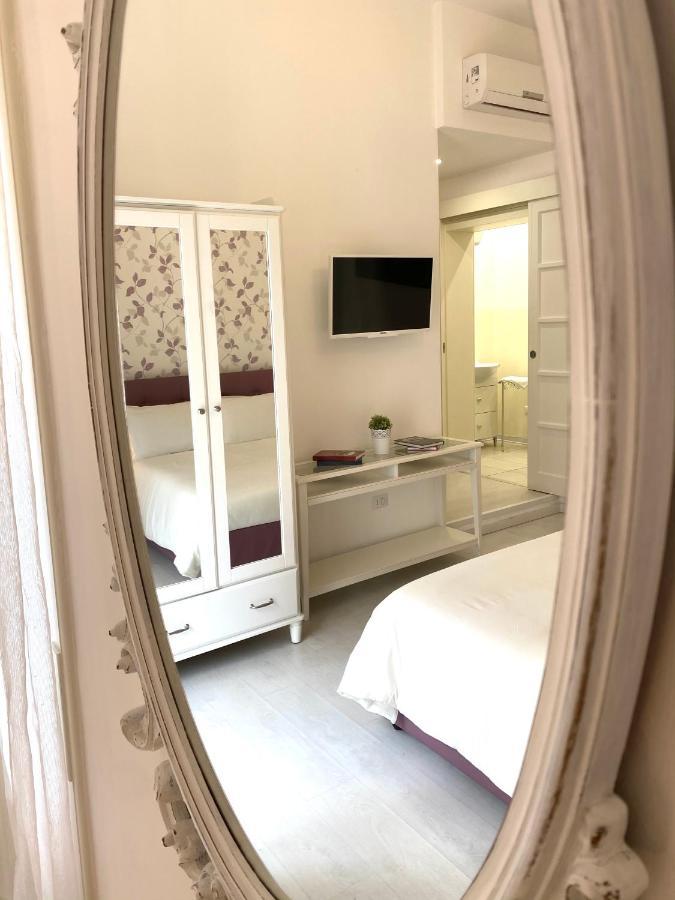 Bed and Breakfast Tre Santi Lecce Exterior foto