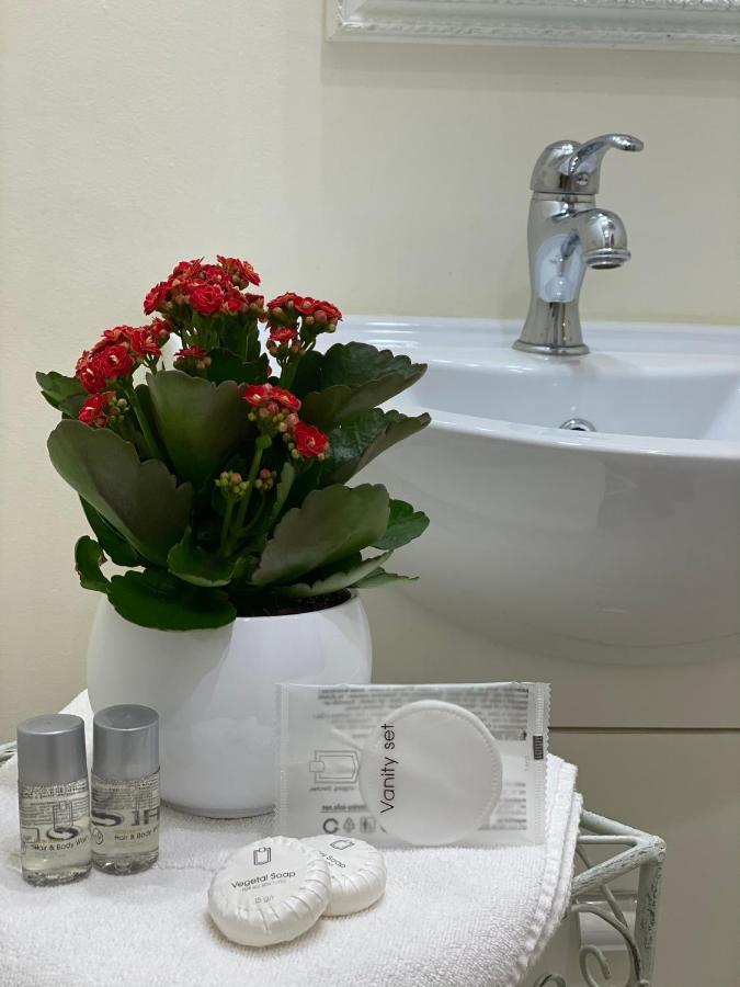 Bed and Breakfast Tre Santi Lecce Exterior foto